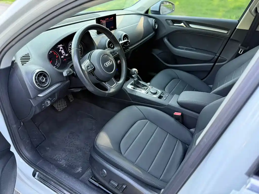 Audi A3 2016 Limousine 35 TFSI Premium