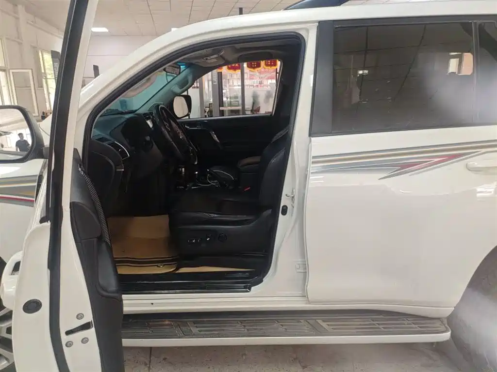 Prado 2019 3.5L Automatic TX-L Premium Edition