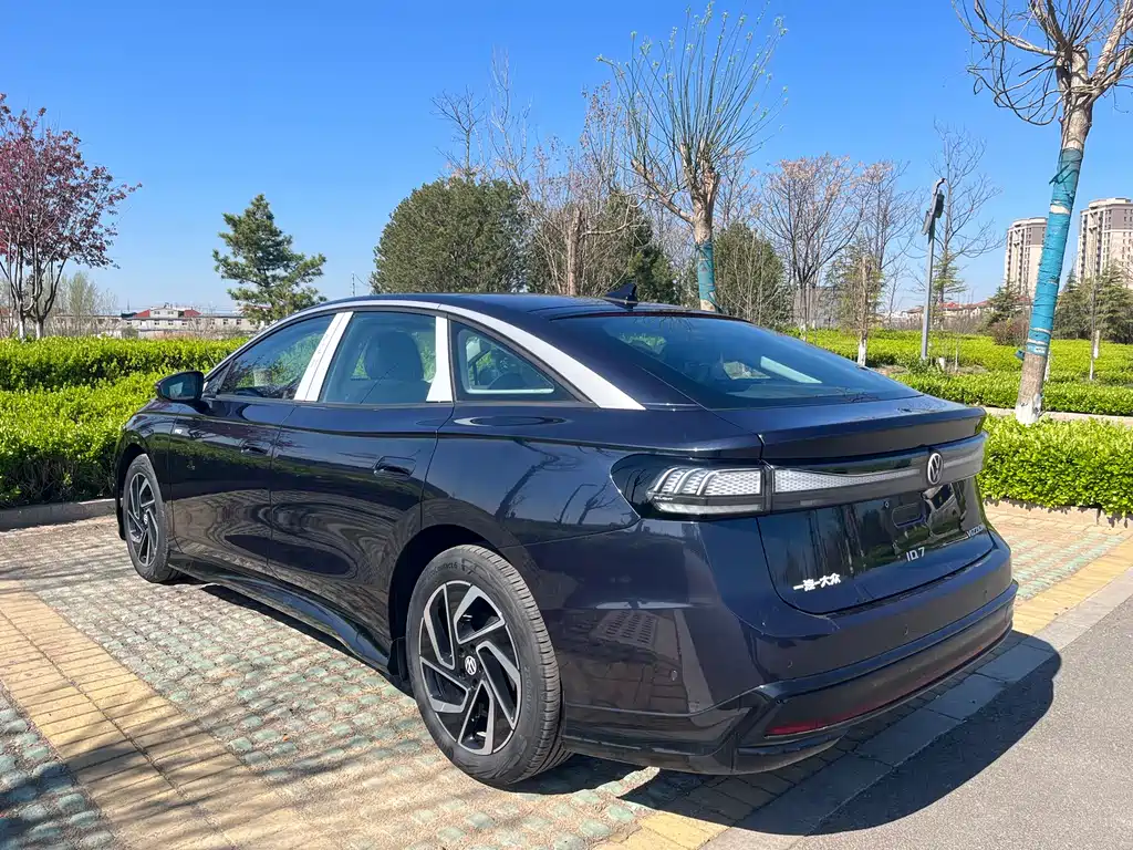 Volkswagen ID.7 VIZZION 2024 PRO Edition