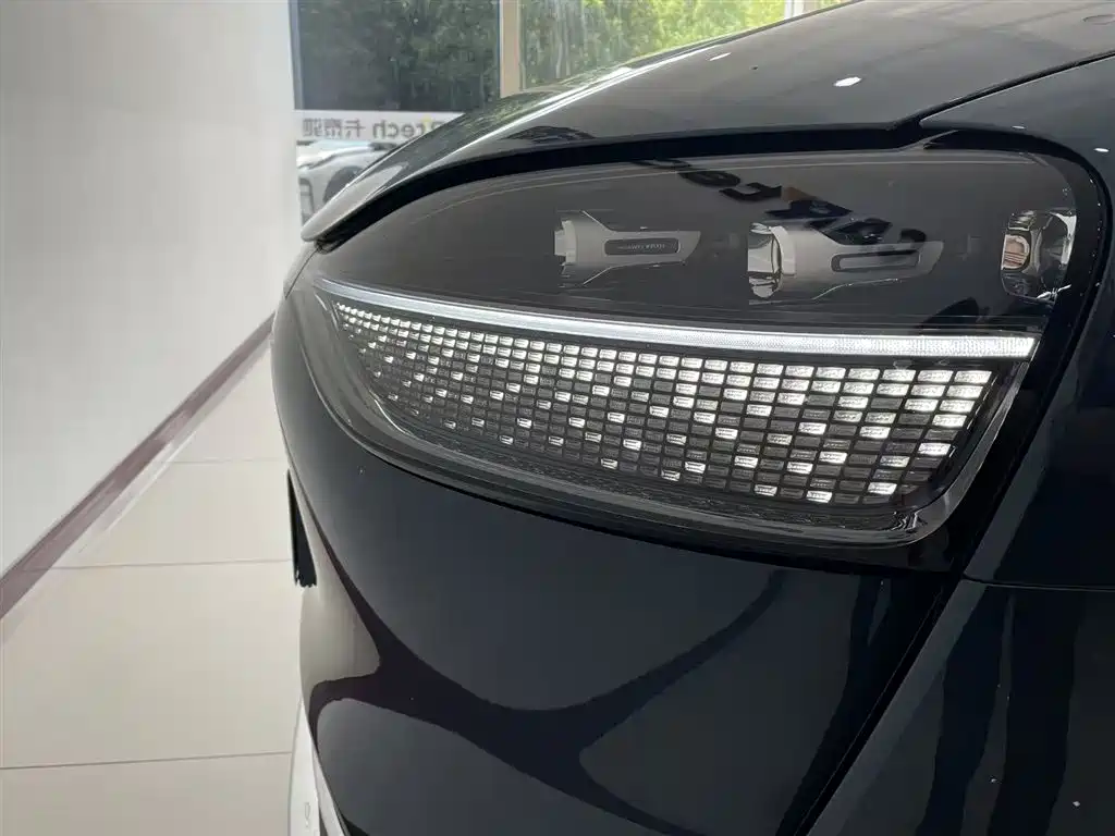AITO M9 2024 EREV Ultra Edition 42kWh 6-Seater