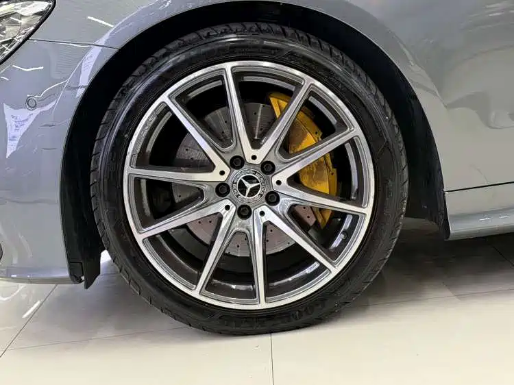 Mercedes-Benz E-Class 2023 E 260 Coupe