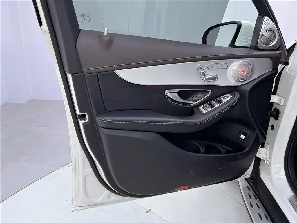 Mercedes-Benz GLC 260 L 4MATIC Dynamic