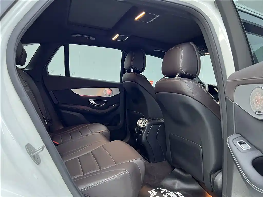 Mercedes-Benz GLC 260 L 4MATIC Dynamic