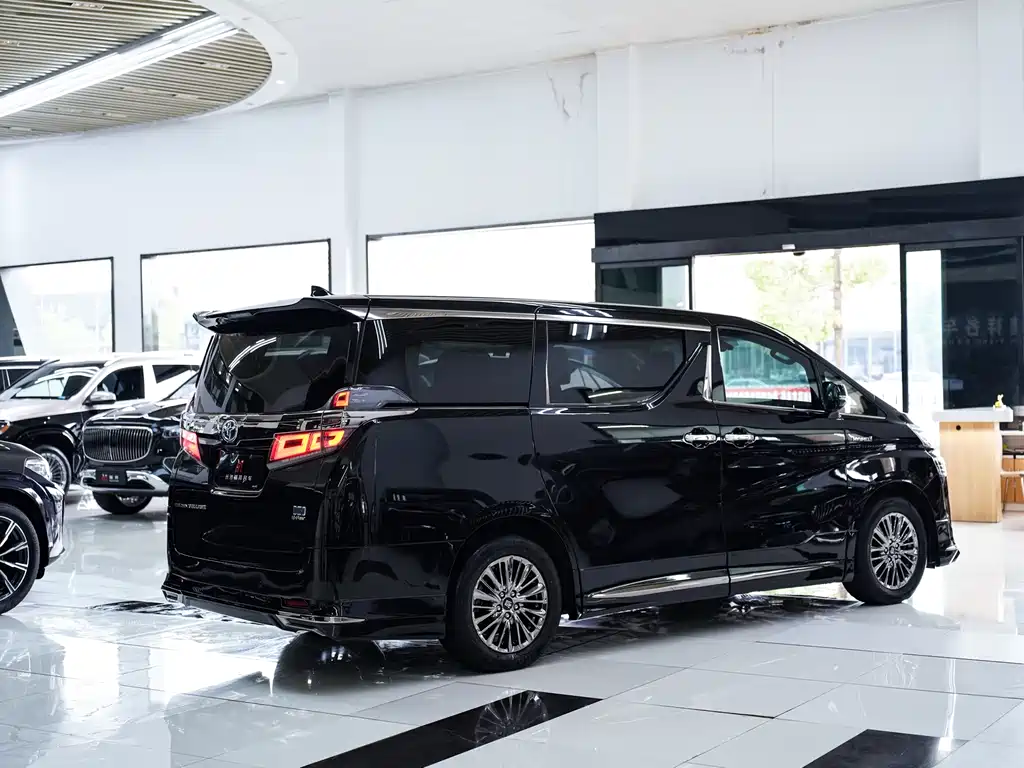 Velfire 2021 皇冠 Hybrid 2.5L HV Luxury Edition