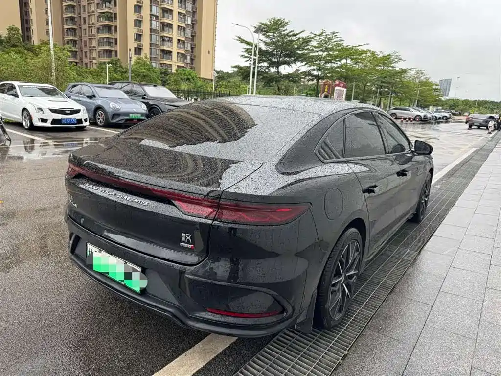 BYD Han 2024 DM-i Glory Edition 121KM Elite