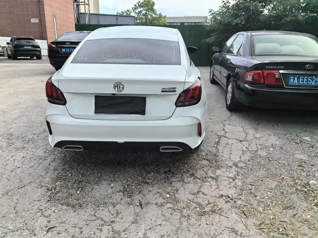 MG5 2021 180DVVT CVT Youth Fashion Edition