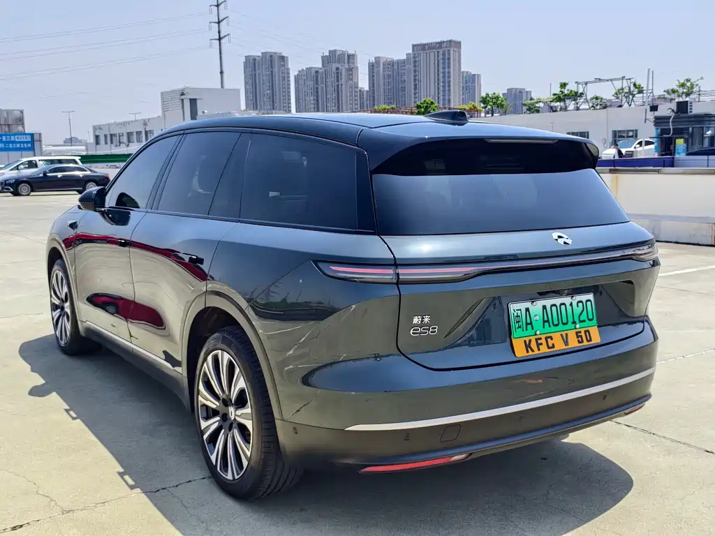 NIO ES8 2023 75kWh