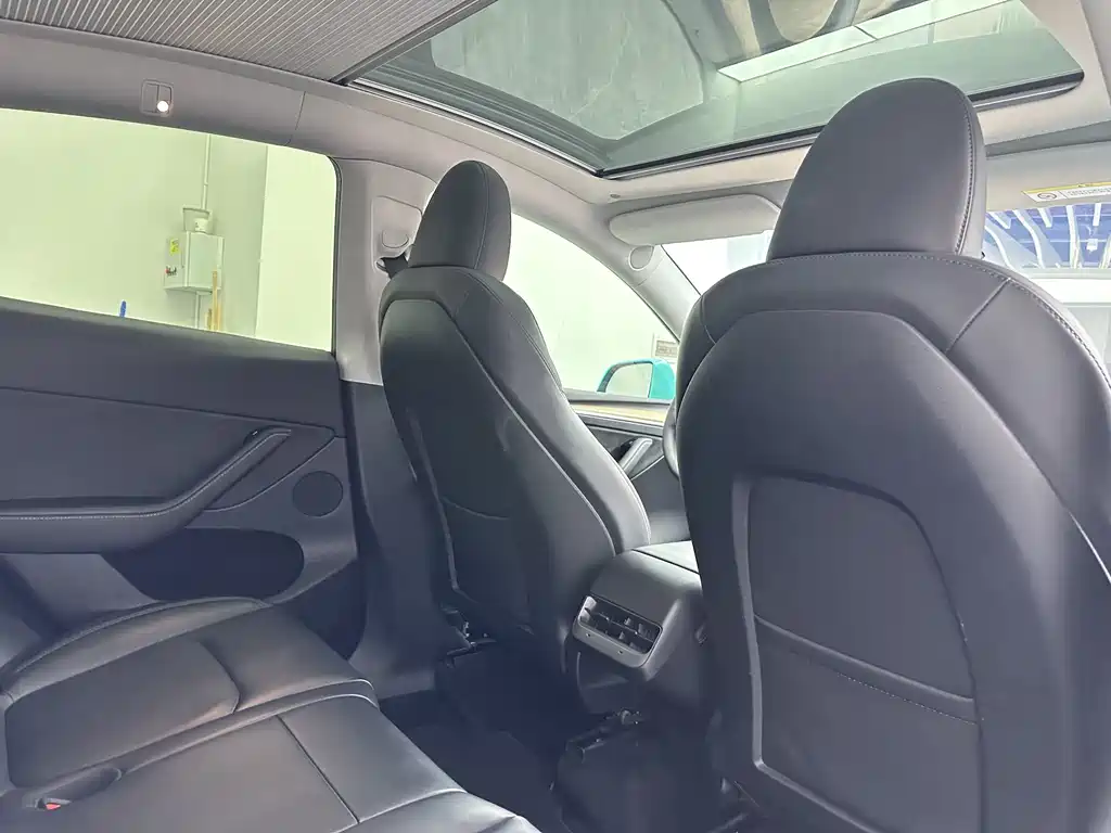 Model Y 2022 Long Range All-Wheel Drive