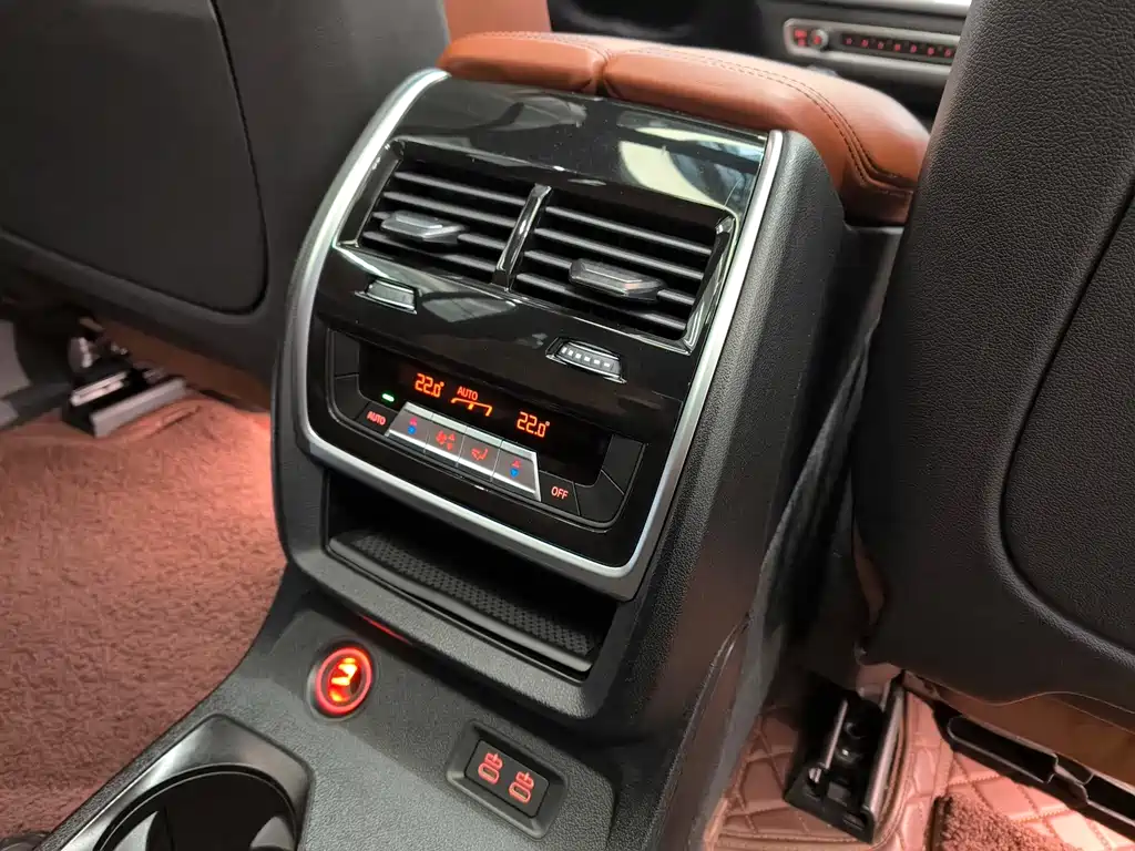 BMW X7 2021 xDrive40i Excellence M Sport Package
