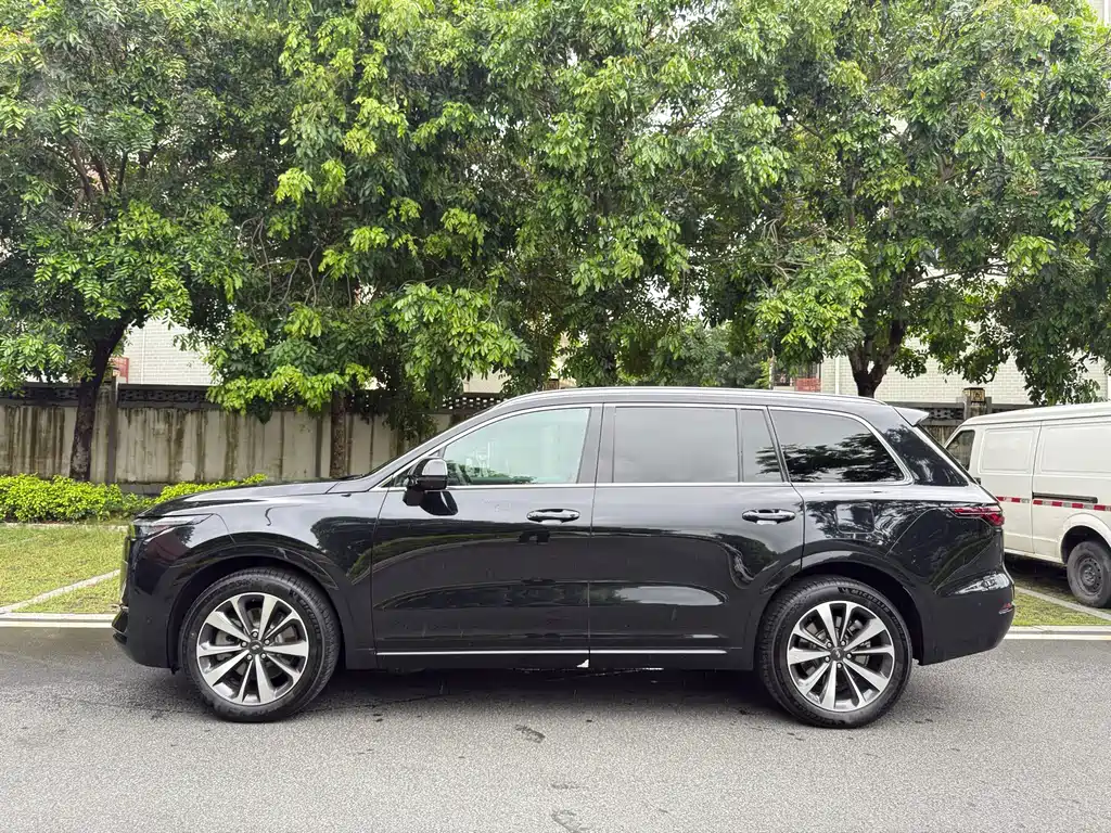 Li Auto ONE 2021 Extended-Range 6-Seater