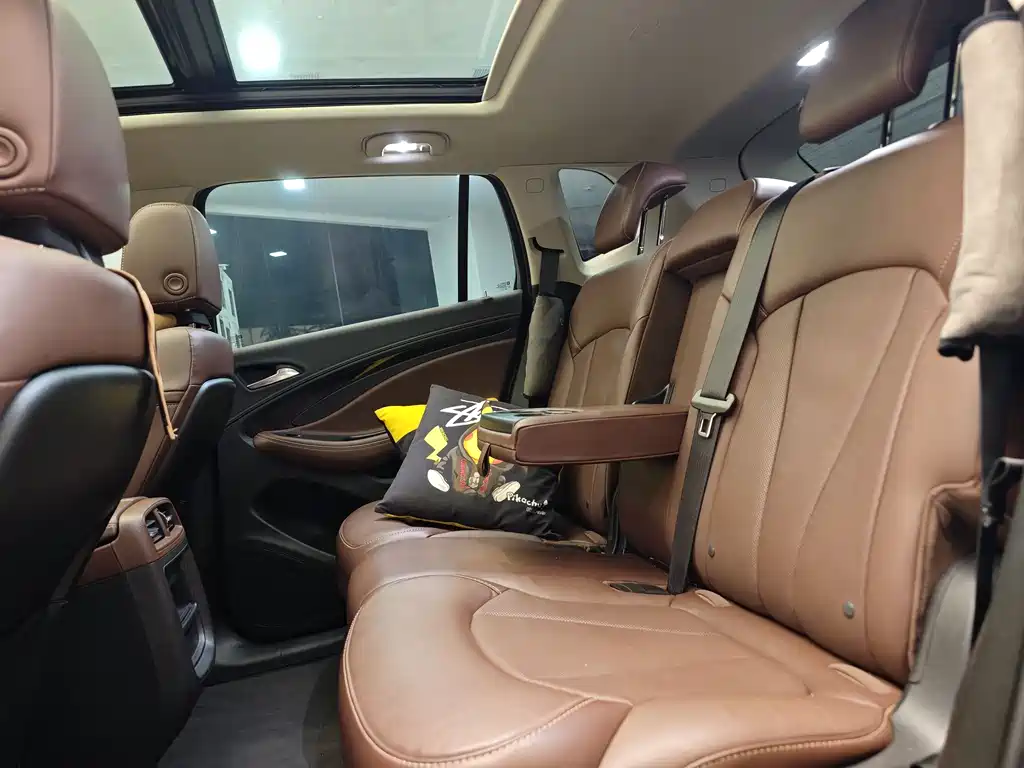 Buick Envision Plus 2021 532T FWD Luxury