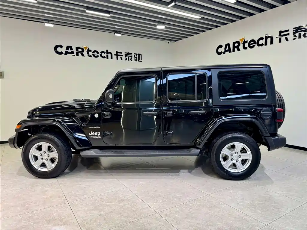 Jeep Wrangler 2021 2.0T Sahara Unlimited