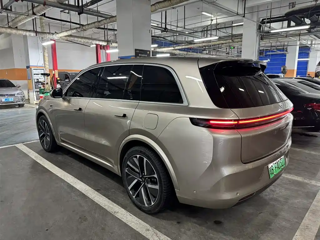 Li Auto L8 2023 Pro