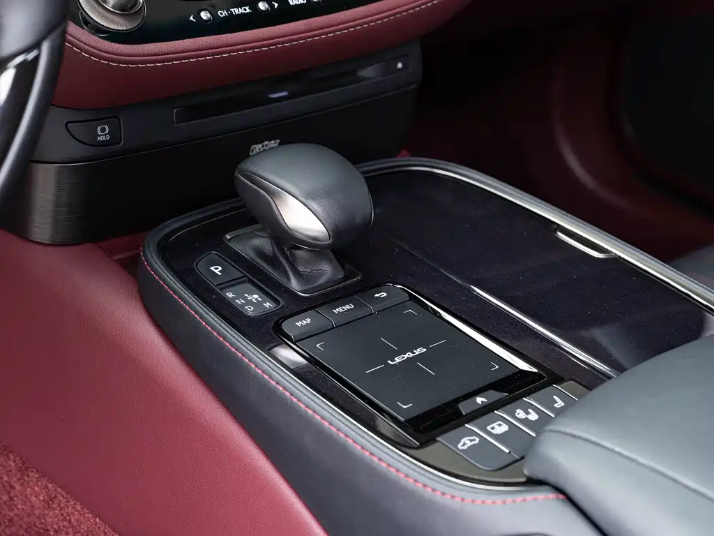 Lexus LS 500h Executive Edition 2021
