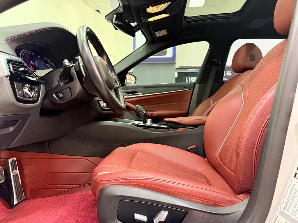 BMW 5 Series 2022 LCI 530Li Leading M Sport Package