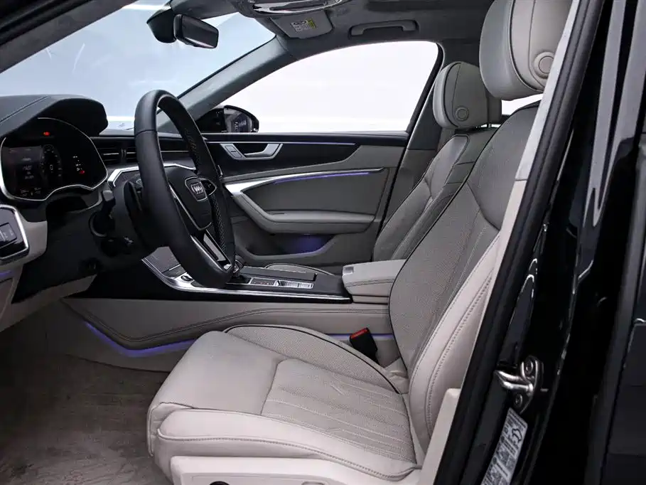 Audi A6L 2023 55 TFSI quattro Exclusive Elegant