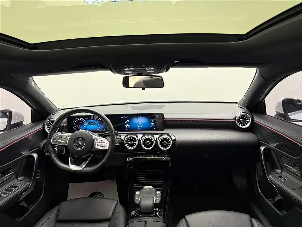 Mercedes-Benz A-Class 2022 A 200 L Sport Sedan Dynamic