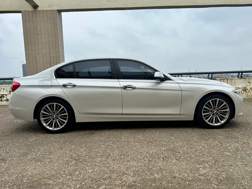 BMW 3 Series 320Li 2019
