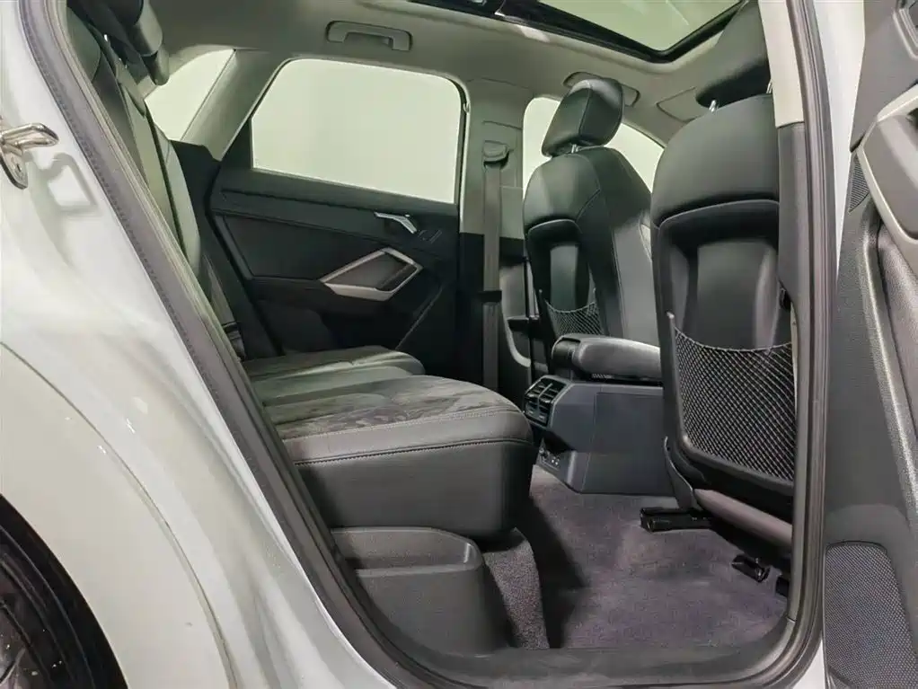 Audi Q3 2019 35 TFSI S Line