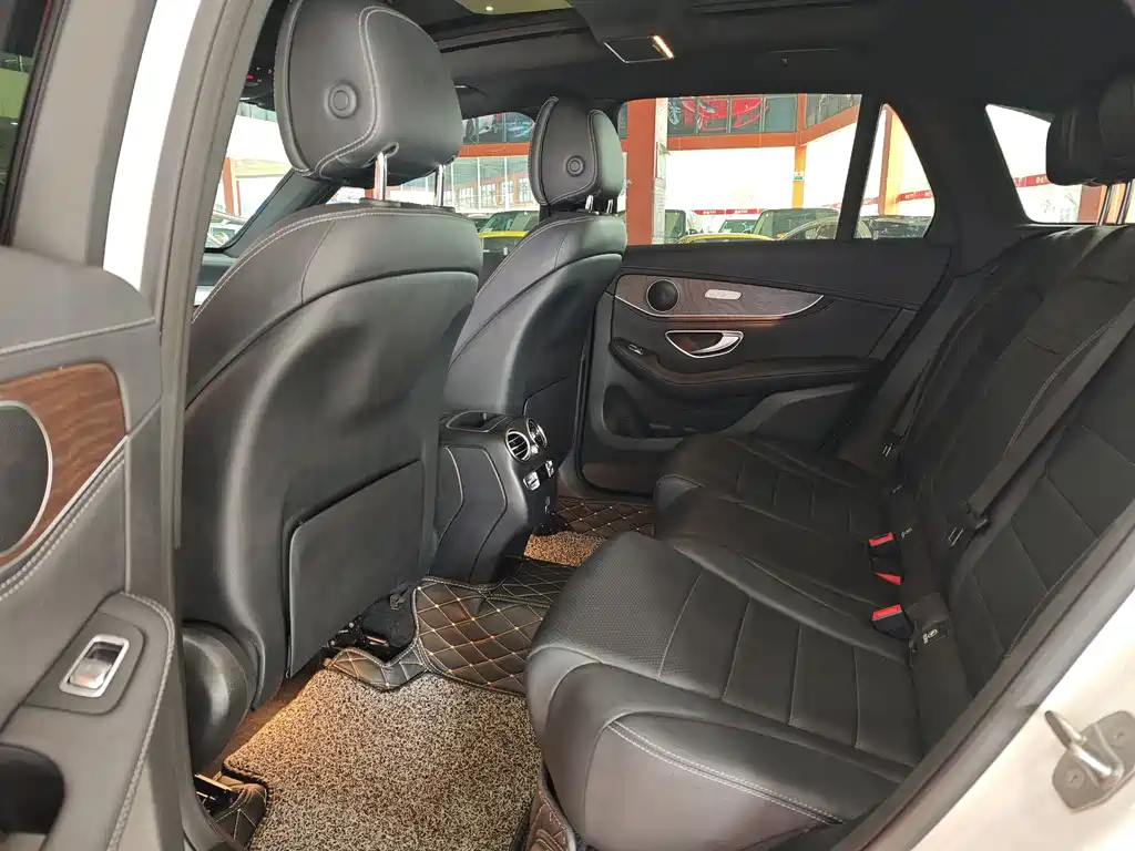 Mercedes-Benz GLC 2020 GLC 300 L 4MATIC Dynamic Edition