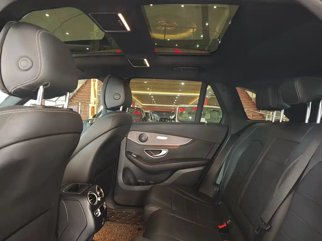 Mercedes-Benz GLC 2020 GLC 300 L 4MATIC Dynamic Edition