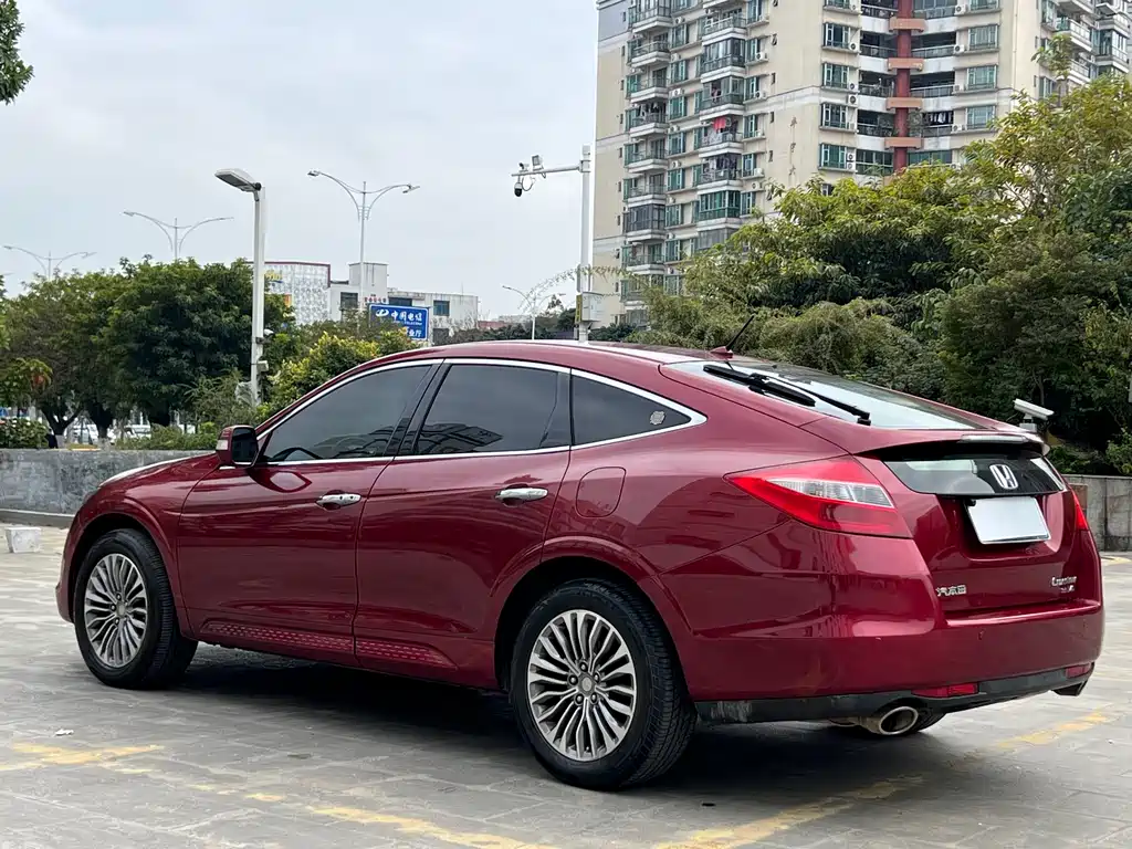 Honda Crosstour 2011 3.5L Premium Edition