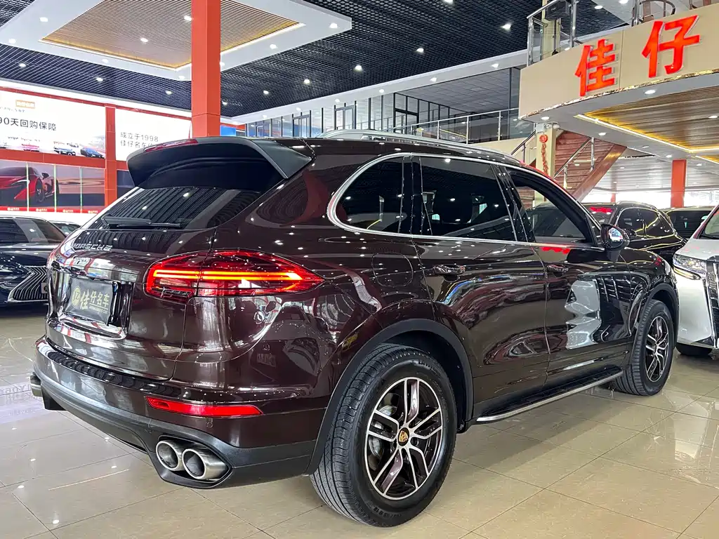 Porsche Cayenne 2016 3.0T