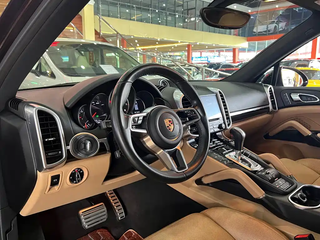 Porsche Cayenne 2016 3.0T