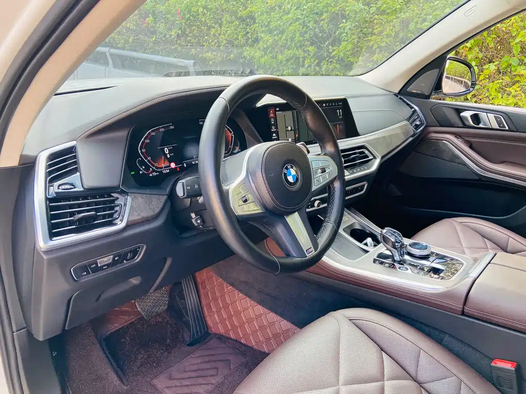BMW X5 2022 xDrive 30Li Exclusive Edition M Sport Package