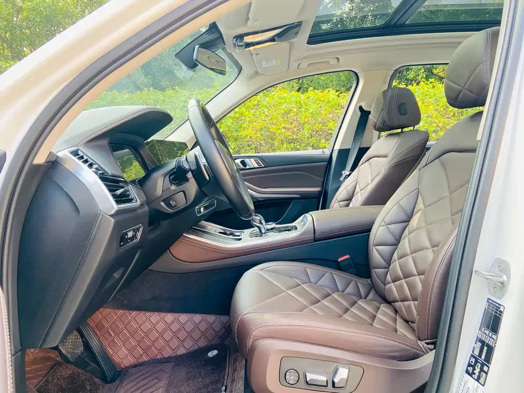 BMW X5 2022 xDrive 30Li Exclusive Edition M Sport Package