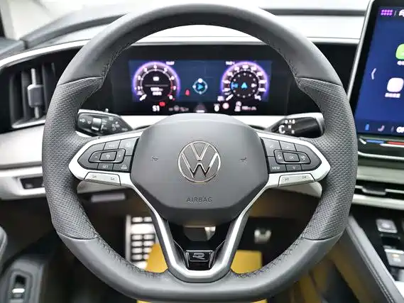 Tavendor 2026 450TSI AWD Flagship 6-Seater