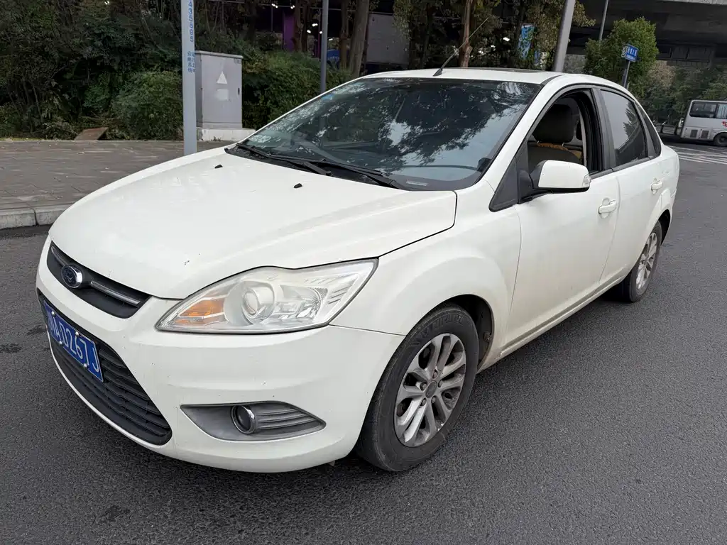 Ford Focus 2013 Sedan Classic 1.8L Automatic Million Edition