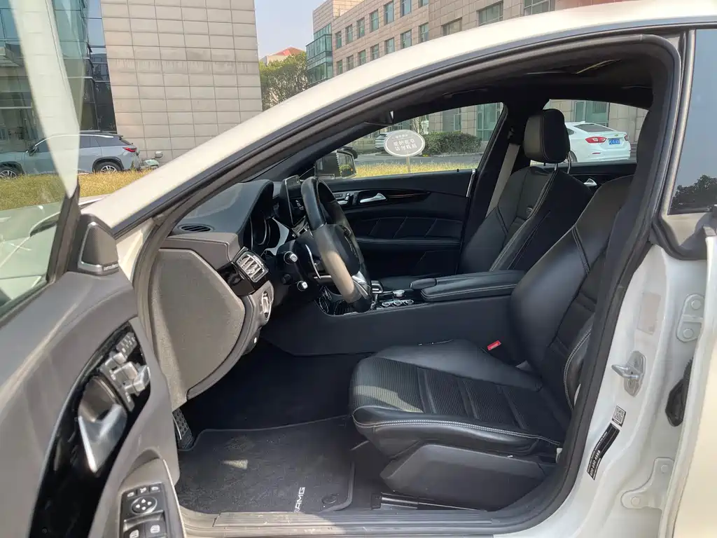 Mercedes-Benz CLS AMG 2015 AMG CLS 63 S 4MATIC