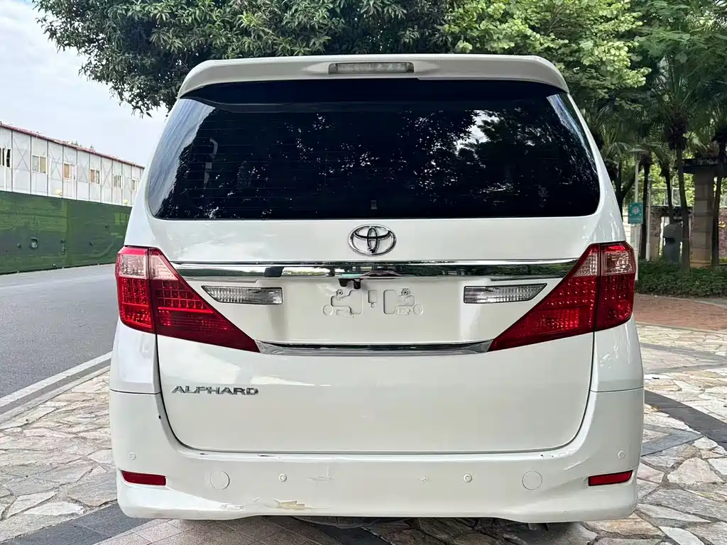 Alphard 2012 2.4L Luxury Edition