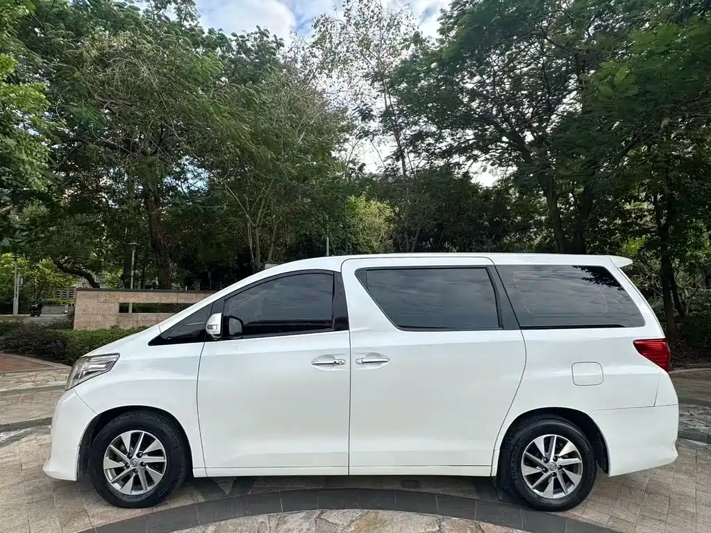 Alphard 2012 2.4L Luxury Edition