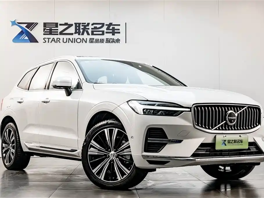 Volvo XC60 Plug-in Hybrid 2023 T8 PHEV Long Range AWD Luxury Plus