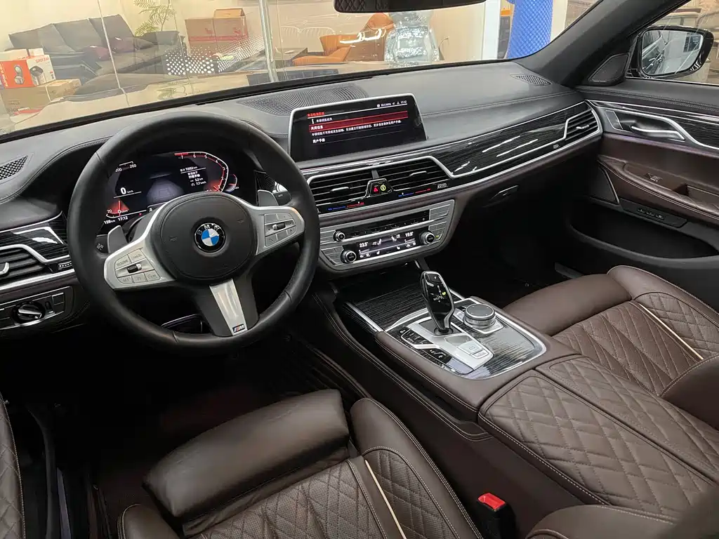 BMW 7 Series 2021 740Li Leading Edition M Sport Package