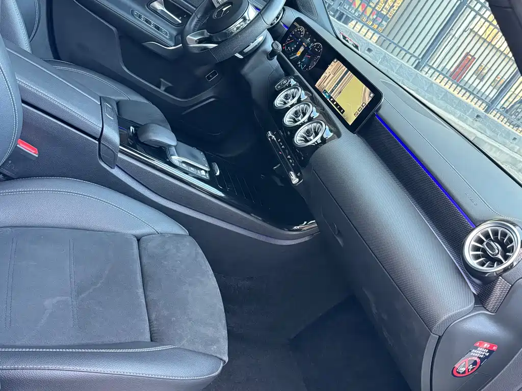 Mercedes-Benz A-Class 2023 A 200 L Fashion Edition