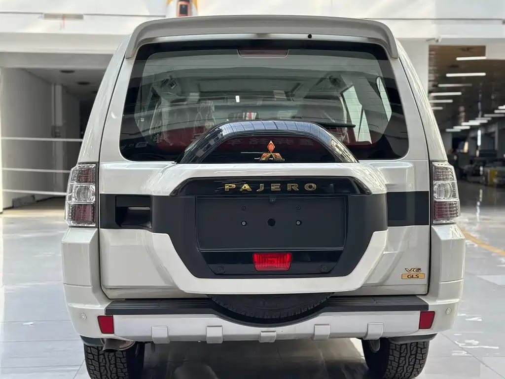 Pajero (Imported) V93 2020 3.0L Automatic