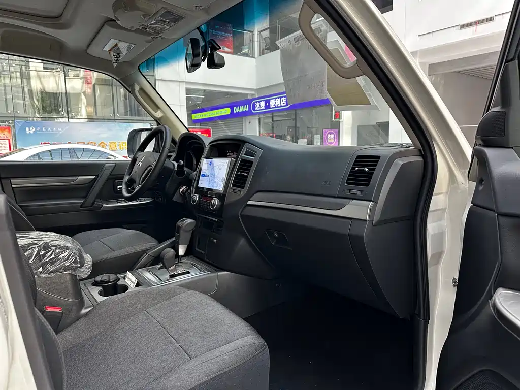 Pajero (Imported) V93 2020 3.0L Automatic