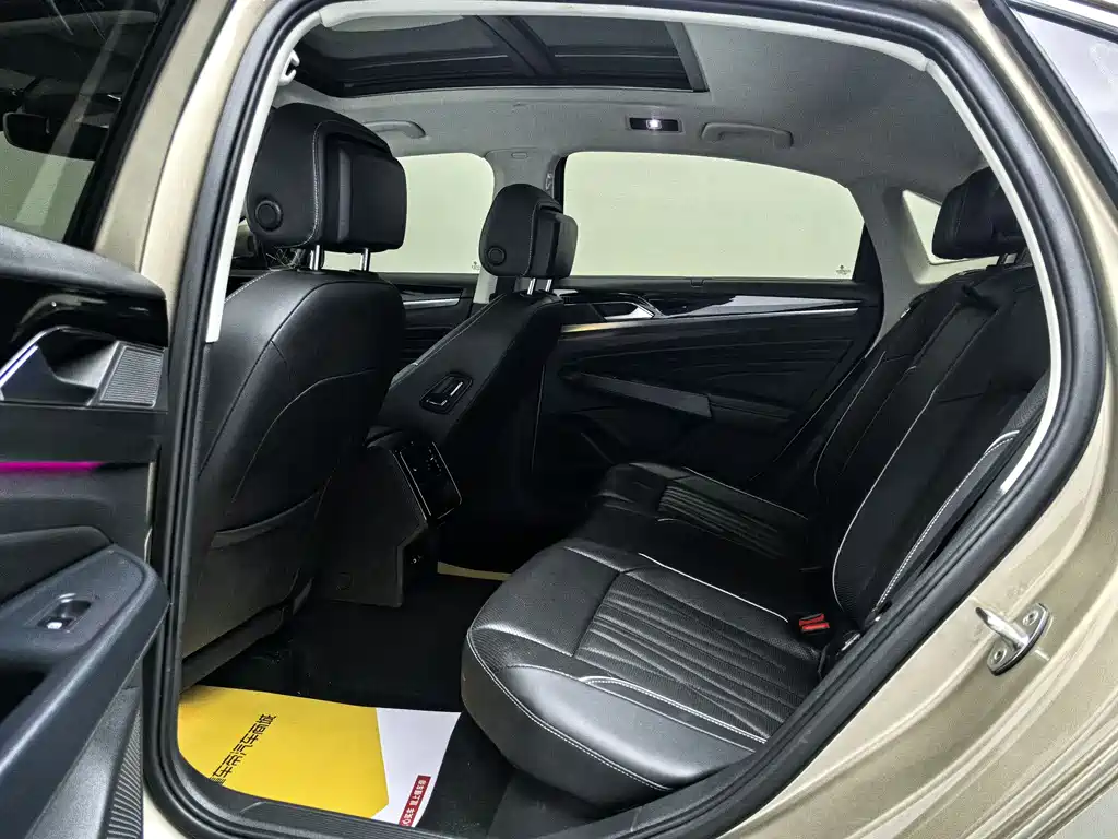 Passat 2022 330TSI Luxury Edition