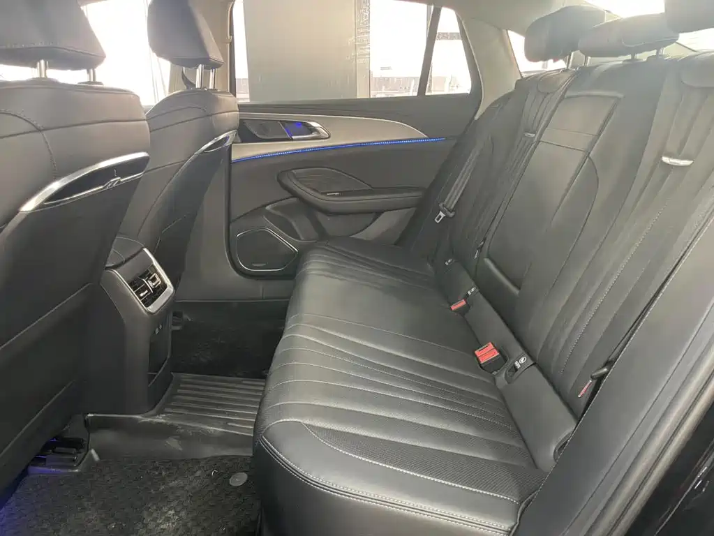 Hongqi H5 2023 2.0T Automatic Zhilian Qixiang Edition