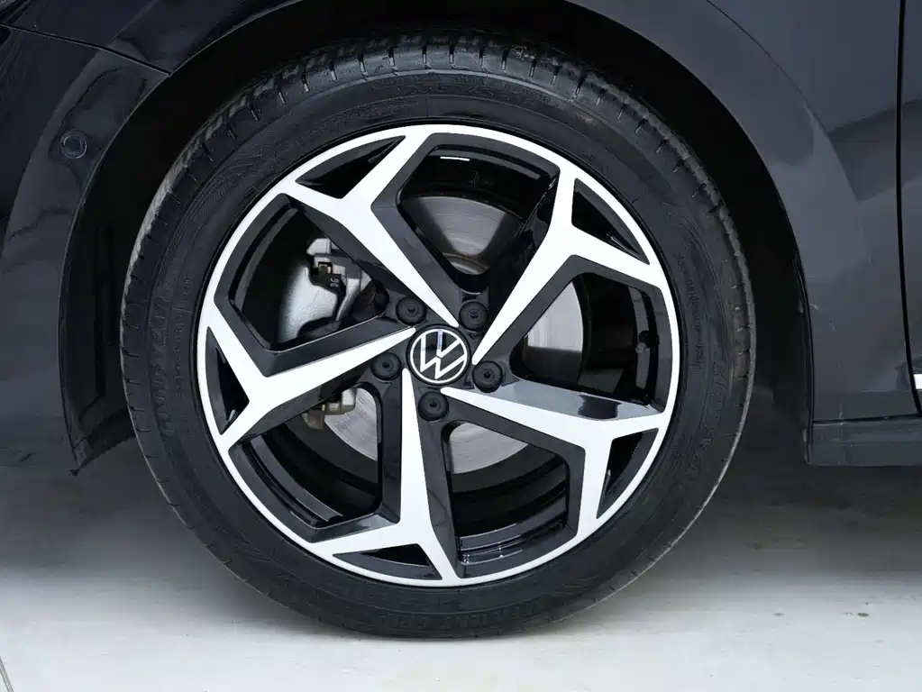 Volkswagen Passat 2023 Facelift 330TSI Starry Sky Luxury Edition