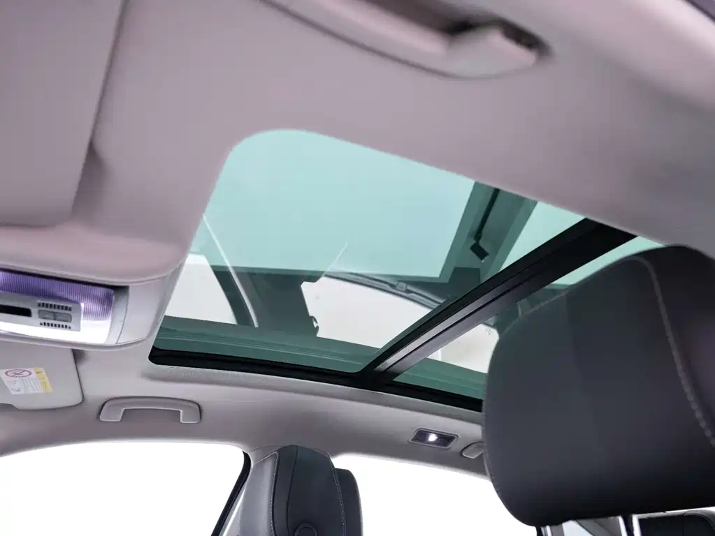 Volkswagen Passat 2023 Facelift 330TSI Starry Sky Luxury Edition