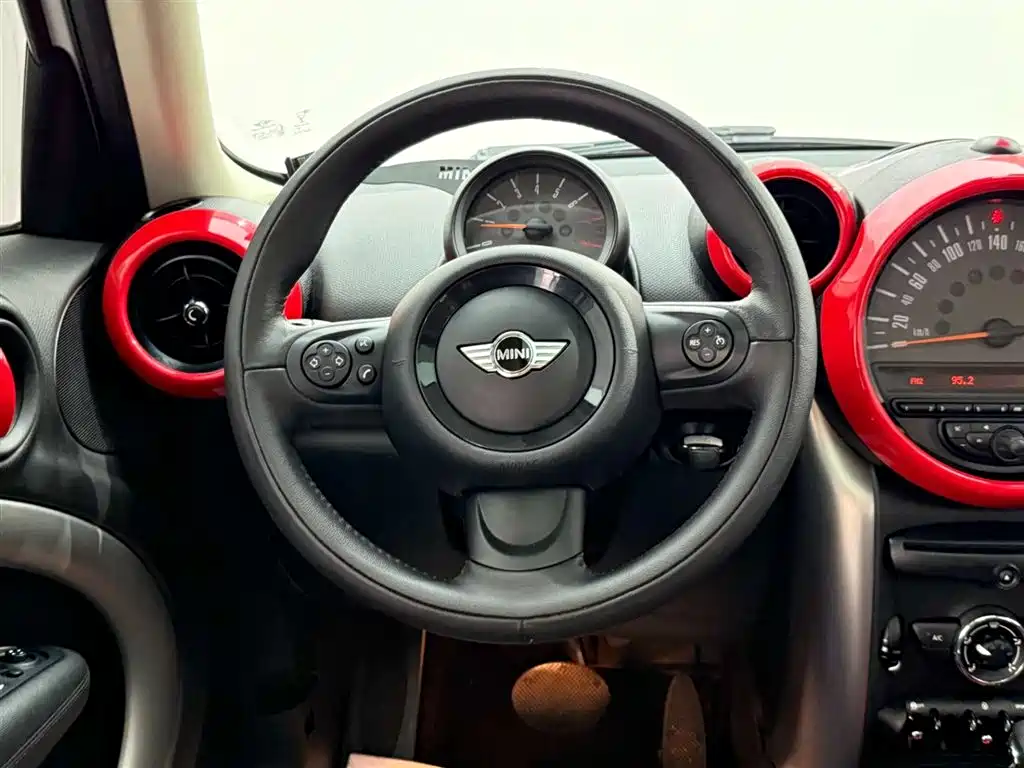 MINI Countryman 2014 1.6T COOPER ALL4 Fun
