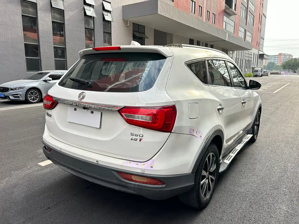 Fengguang 580 2016 1.5T Manual Comfort Edition