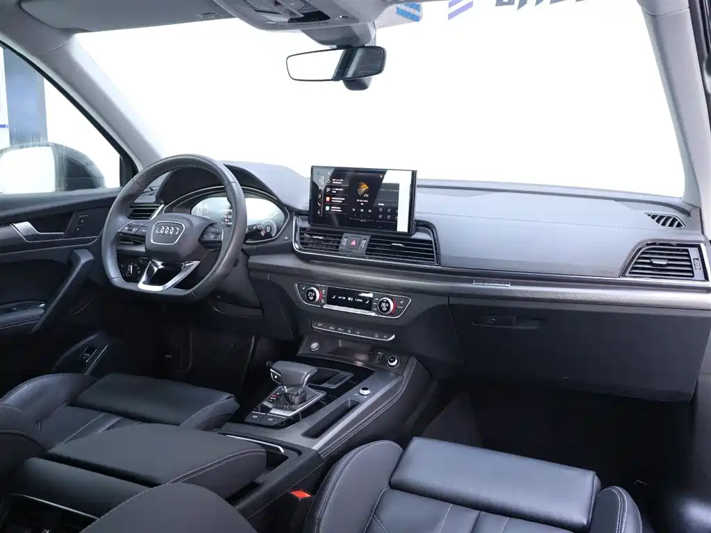 Audi Q5L 2022 40T Premium Sport