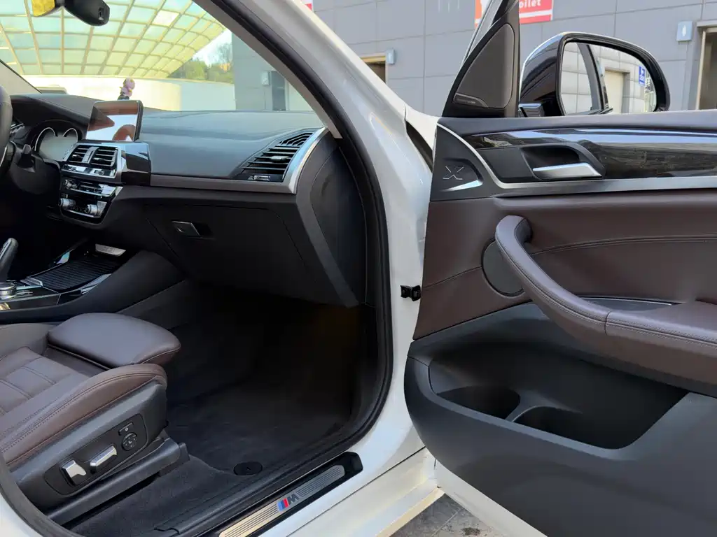 BMW X3 2018 xDrive30i Leading Edition M Sport Package China V