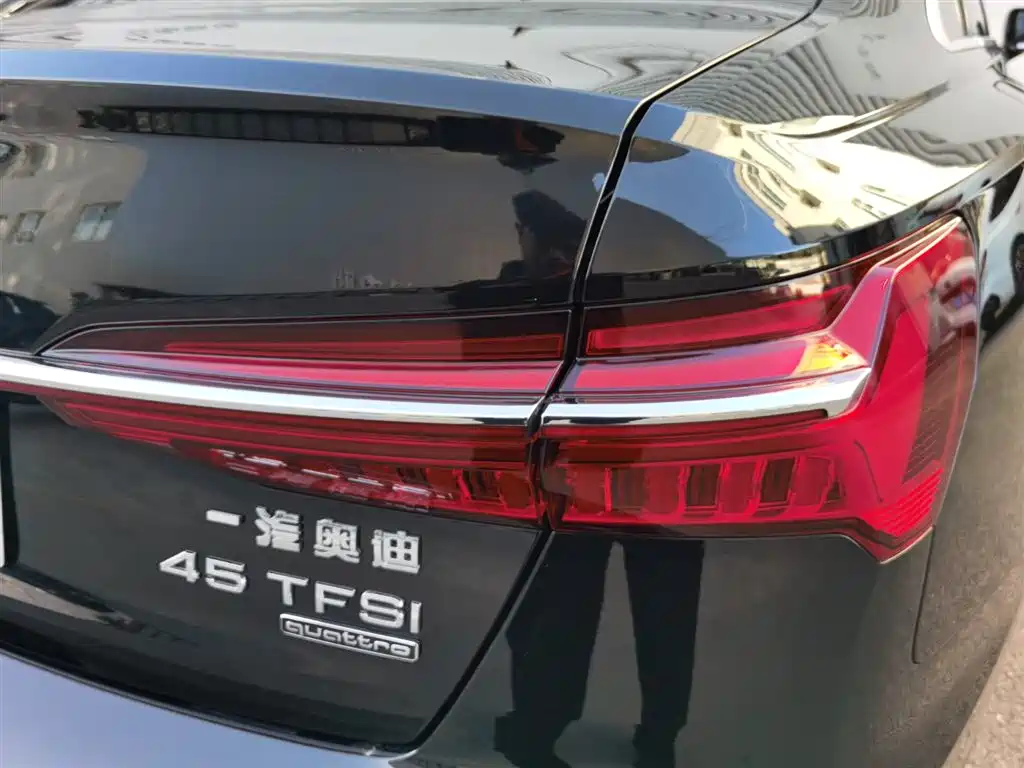Audi A6L 2022 45 TFSI quattro Select Dynamic