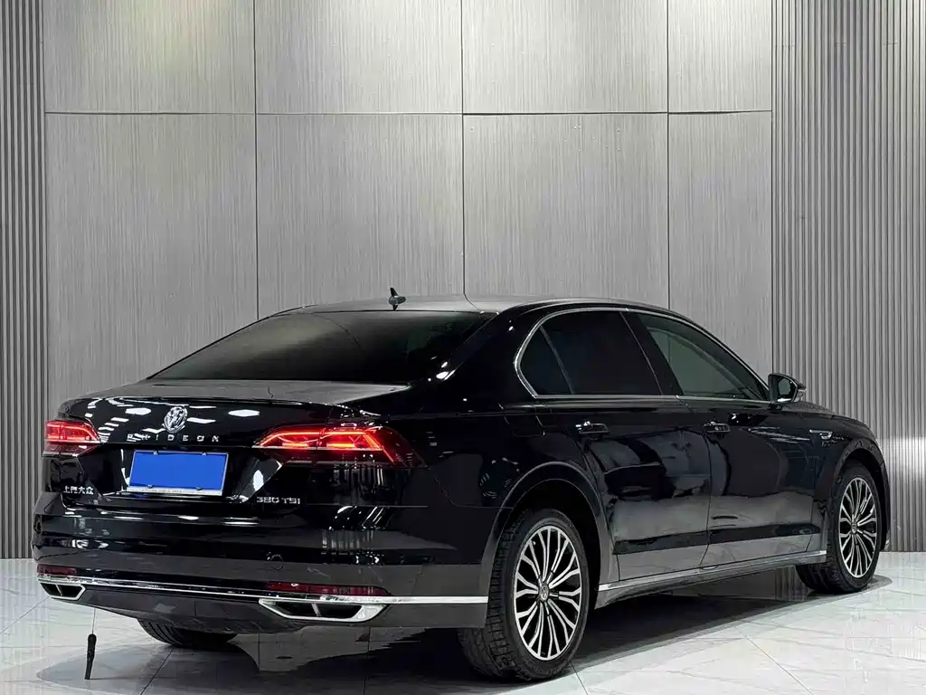 Volkswagen Phideon 2018 Facelift 380TSI FWD Business Edition